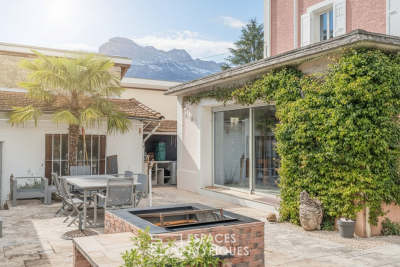 Maison &agrave; vendre &agrave; FROGES  - 9 pi&egrave;ces - 224 m&sup2; 