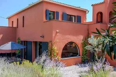 Maison &agrave; vendre &agrave; GRIMAUD  - 7 pi&egrave;ces - 177 m&sup2; 