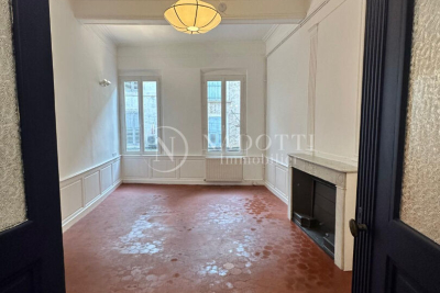 Appartement &agrave; vendre &agrave; APT La Ville - 2 pi&egrave;ces - 63 m&sup2; 