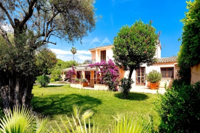 Villa à Cap d'Antibes &agrave; louer à partir de 7 500 € / semaine, Photo 1