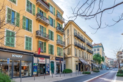 Apartment for sale in NICE  - 4 rooms - 76 m&sup2; 