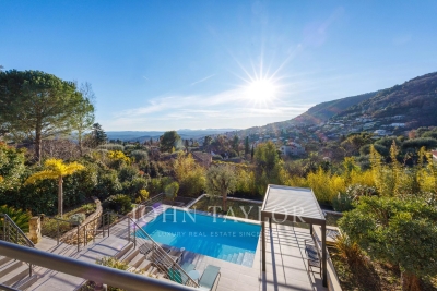 Maison &agrave; vendre &agrave; TOURRETTES-SUR-LOUP  - 6 pi&egrave;ces - 162 m&sup2; 