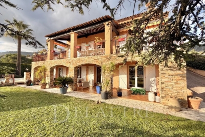 Maison &agrave; vendre &agrave; PEYMEINADE  - 10 pi&egrave;ces - 300 m&sup2; 