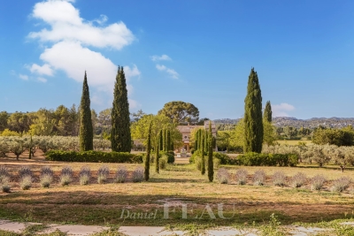 Maison &agrave; vendre mas de village 