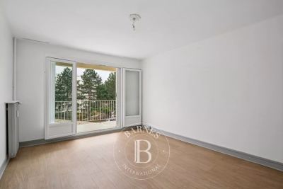 Appartement &agrave; vendre &agrave; VERSAILLES  - 3 pi&egrave;ces - 65 m&sup2; 