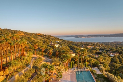 Villa in Grimaud for rental from 32 000 € / week, Photo 1
