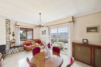 Apartment for sale in CANNES  - 5 rooms - 93 m&sup2; 