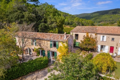 Maison &agrave; vendre &agrave; LE CANNET-DES-MAURES  - 10 pi&egrave;ces - 605 m&sup2; 