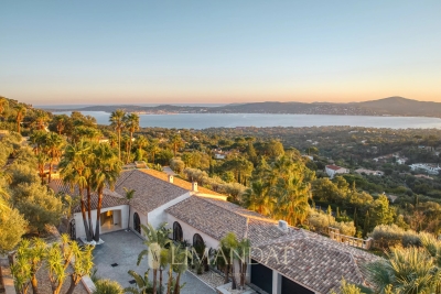 Villa in Grimaud for rental from 32 000 € / week, Photo 2