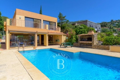 Maison &agrave; vendre &agrave; LE LAVANDOU  - 5 pi&egrave;ces - 150 m&sup2; 