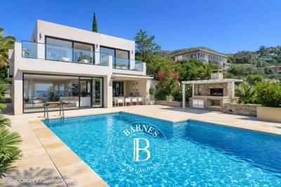 Maison &agrave; vendre &agrave; Le Lavandou  - 5 pi&egrave;ces 150 m&sup2; 