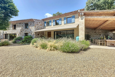 Maison &agrave; vendre &agrave; LA MOLE  - 6 pi&egrave;ces - 245 m&sup2; 