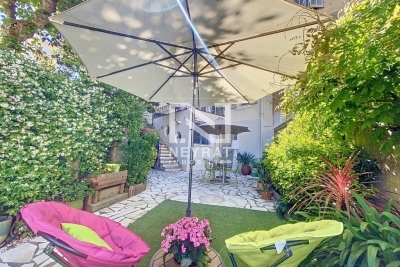 Maison &agrave; vendre &agrave; ST-RAPHAËL  - 8 pi&egrave;ces - 167 m&sup2; 