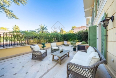 Appartement &agrave; vendre &agrave; CANNES  - 3 pi&egrave;ces - 110 m&sup2; 