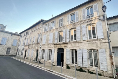 Bien &agrave; vendre &agrave; TARASCON   - 203 m&sup2; 