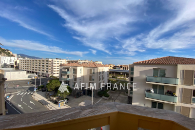 Appartement &agrave; louer &agrave; CAP-D'AIL  - 3 pi&egrave;ces - 70 m&sup2; 