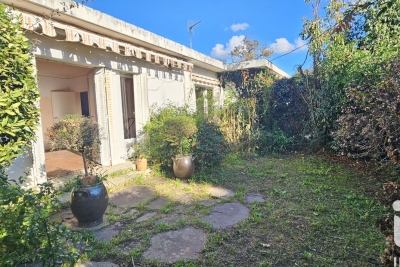 Maison &agrave; vendre plain pied et jardin vendres 