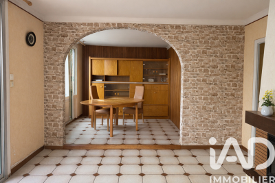 Maison &agrave; vendre plain pied et jardin vendres 