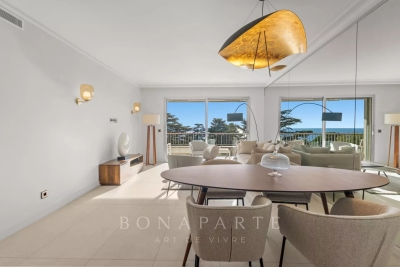 Appartement &agrave; vendre &agrave; CANNES  - 4 pi&egrave;ces - 104 m&sup2; 