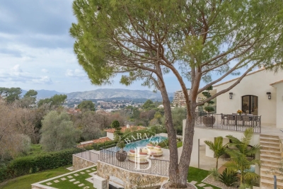 Maison &agrave; vendre &agrave; CANNES La Californie - 7 pi&egrave;ces - 292 m&sup2; 