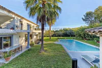 Maison &agrave; vendre &agrave; MOUGINS   - 2800 m&sup2; 