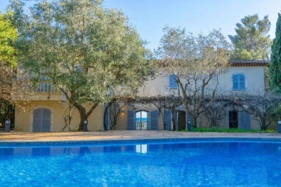 Maison &agrave; vendre &agrave; ST-JEAN-CAP-FERRAT  - 6 pi&egrave;ces - 326 m&sup2; 