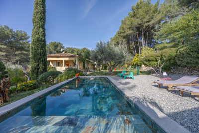 Maison &agrave; vendre pool var 