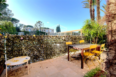 Appartement &agrave; vendre &agrave; LE LAVANDOU  - 2 pi&egrave;ces - 46 m&sup2; 