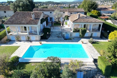 Maison &agrave; vendre &agrave; ST-PAUL-DE-VENCE  - 18 pi&egrave;ces - 545 m&sup2; 