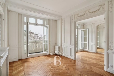 Appartement &agrave; vendre &agrave; PARIS 7EME Saint-Thomas d'Aquin 7 - 4 pi&egrave;ces - 87 m&sup2; 