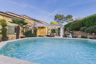 House for sale in VALBONNE  - 6 rooms - 161 m&sup2; 