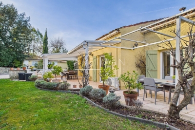 House for sale in VALBONNE Garbejaire-Haut Sartoux - 6 rooms - 174 m&sup2; 