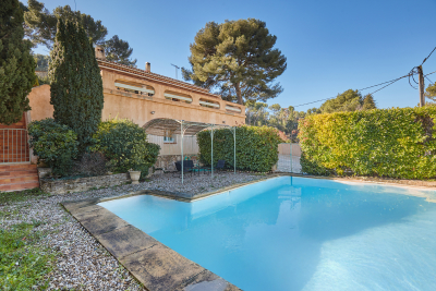 Maison &agrave; vendre les interieurs 