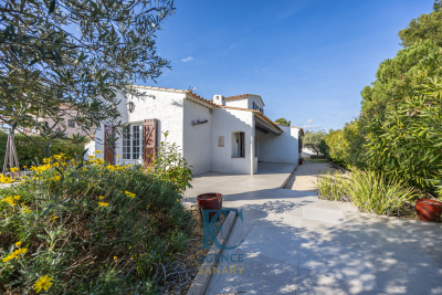 Maison &agrave; vendre &agrave; ST-CYR-SUR-MER  - 5 pi&egrave;ces - 109 m&sup2; 