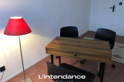 Commerce &agrave; louer &agrave; HYÈRES   - 12 m&sup2; 