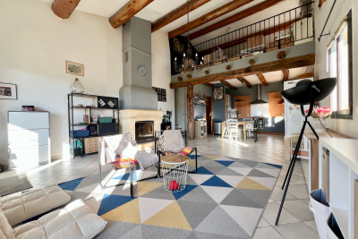 Maison &agrave; vendre &agrave; PEYPIN  - 7 pi&egrave;ces - 150 m&sup2; 