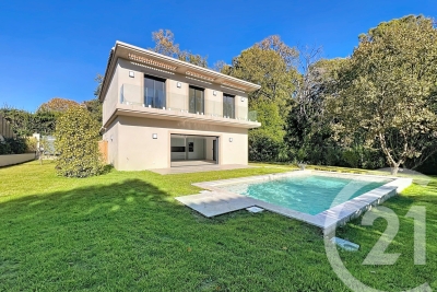 Maison &agrave; vendre &agrave; MOUGINS  - 4 pi&egrave;ces - 160 m&sup2; 