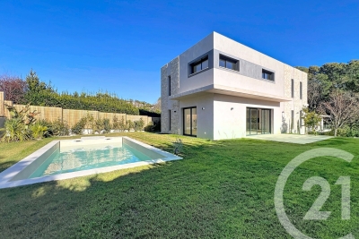 Maison &agrave; vendre &agrave; MOUGINS  - 4 pi&egrave;ces - 162 m&sup2; 