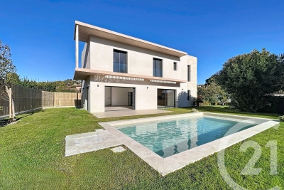 Maison &agrave; vendre &agrave; MOUGINS  - 4 pi&egrave;ces - 160 m&sup2; 