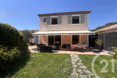 Maison &agrave; vendre &agrave; MOUGINS  - 5 pi&egrave;ces - 107 m&sup2; 