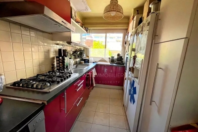 Appartement &agrave; vendre &agrave; HYÈRES  - 3 pi&egrave;ces - 82 m&sup2; 