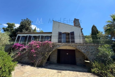 Maison &agrave; vendre &agrave; LA CROIX-VALMER  - 6 pi&egrave;ces - 120 m&sup2; 