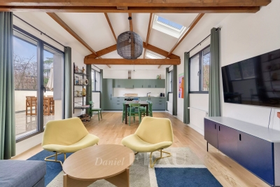 Appartement &agrave; louer &agrave; PARIS 15EME Charonne - 5 pi&egrave;ces - 146 m&sup2; 