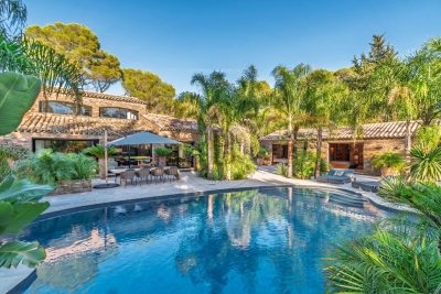 Maison &agrave; vendre &agrave; MOUGINS  - 8 pi&egrave;ces - 392 m&sup2; 