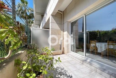 Appartement &agrave; vendre &agrave; CAGNES-SUR-MER  - 3 pi&egrave;ces - 61 m&sup2; 