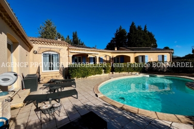 Maison &agrave; vendre &agrave; SUZE LA ROUSSE  - 8 pi&egrave;ces - 187 m&sup2; 