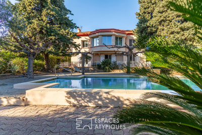 Maison &agrave; vendre &agrave; HYÈRES  - 7 pi&egrave;ces - 293 m&sup2; 