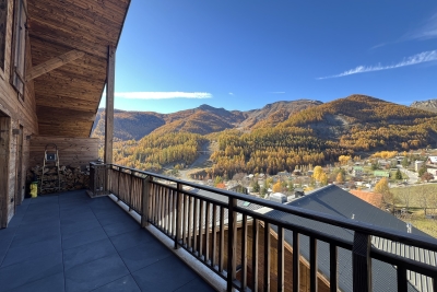 Apartment for sale in AURON  - 6 rooms - 173 m&sup2; 
