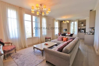 Appartement &agrave; vendre &agrave; CAP D'ANTIBES  - 4 pi&egrave;ces - 124 m&sup2; 