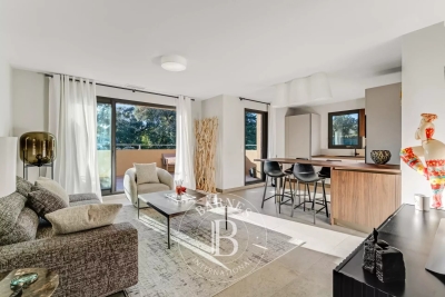 Appartement &agrave; vendre &agrave; GRIMAUD  - 3 pi&egrave;ces - 79 m&sup2; 